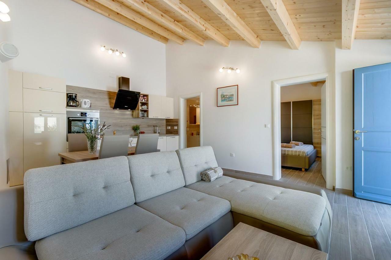 Apartments Relax Veli Lošinj Buitenkant foto