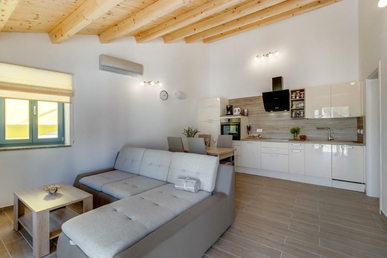 Apartments Relax Veli Lošinj Buitenkant foto