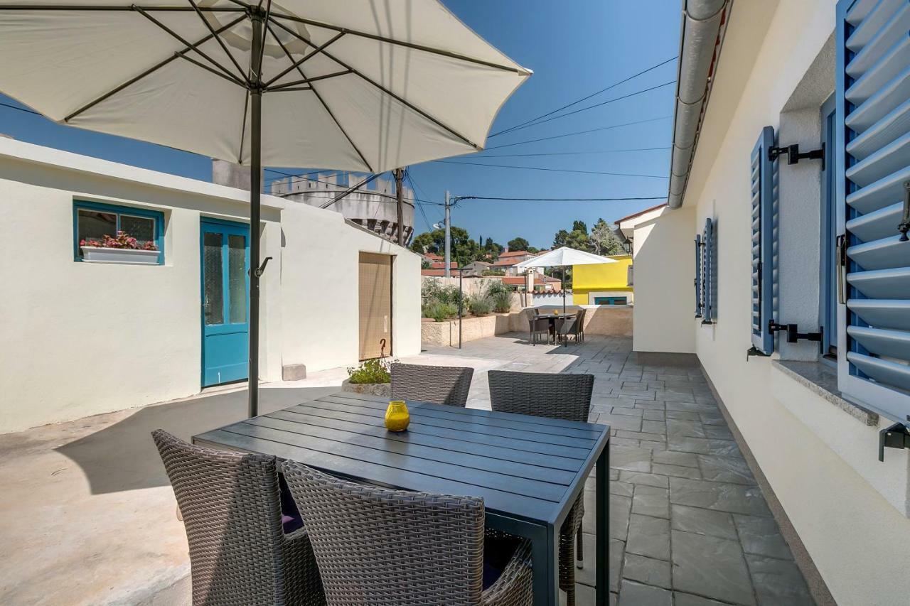 Apartments Relax Veli Lošinj Buitenkant foto