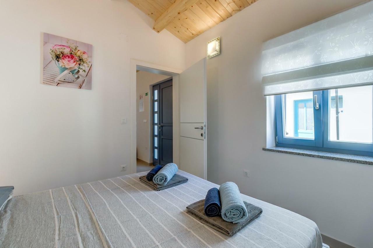 Apartments Relax Veli Lošinj Buitenkant foto